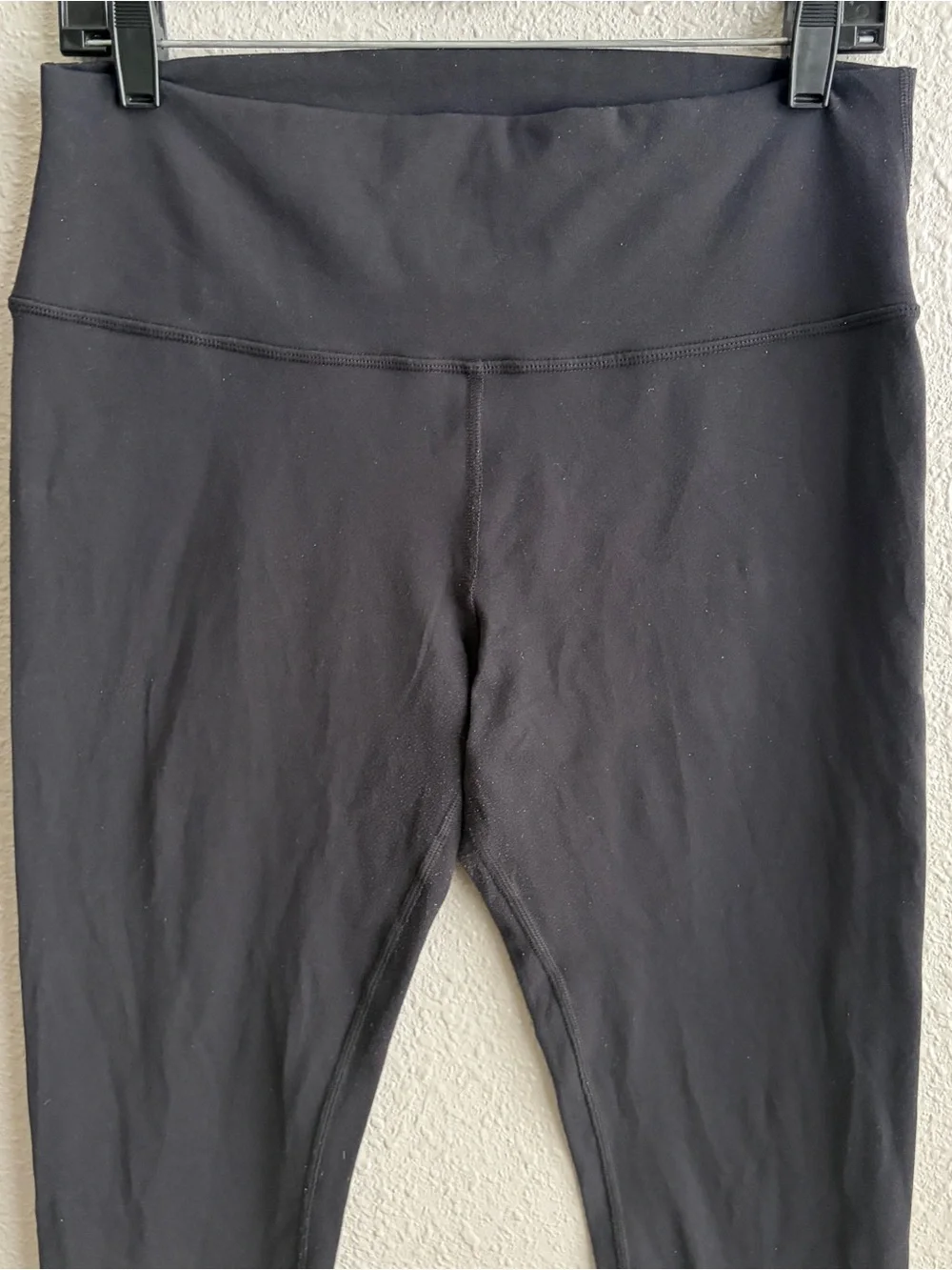 Alo Yoga Black High Waist 28” Leggings XL